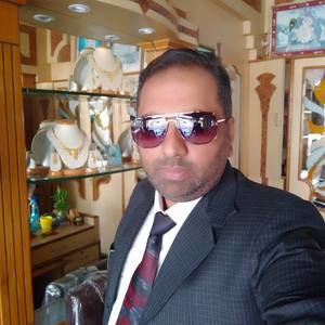 Meet your Posher, Rakesh